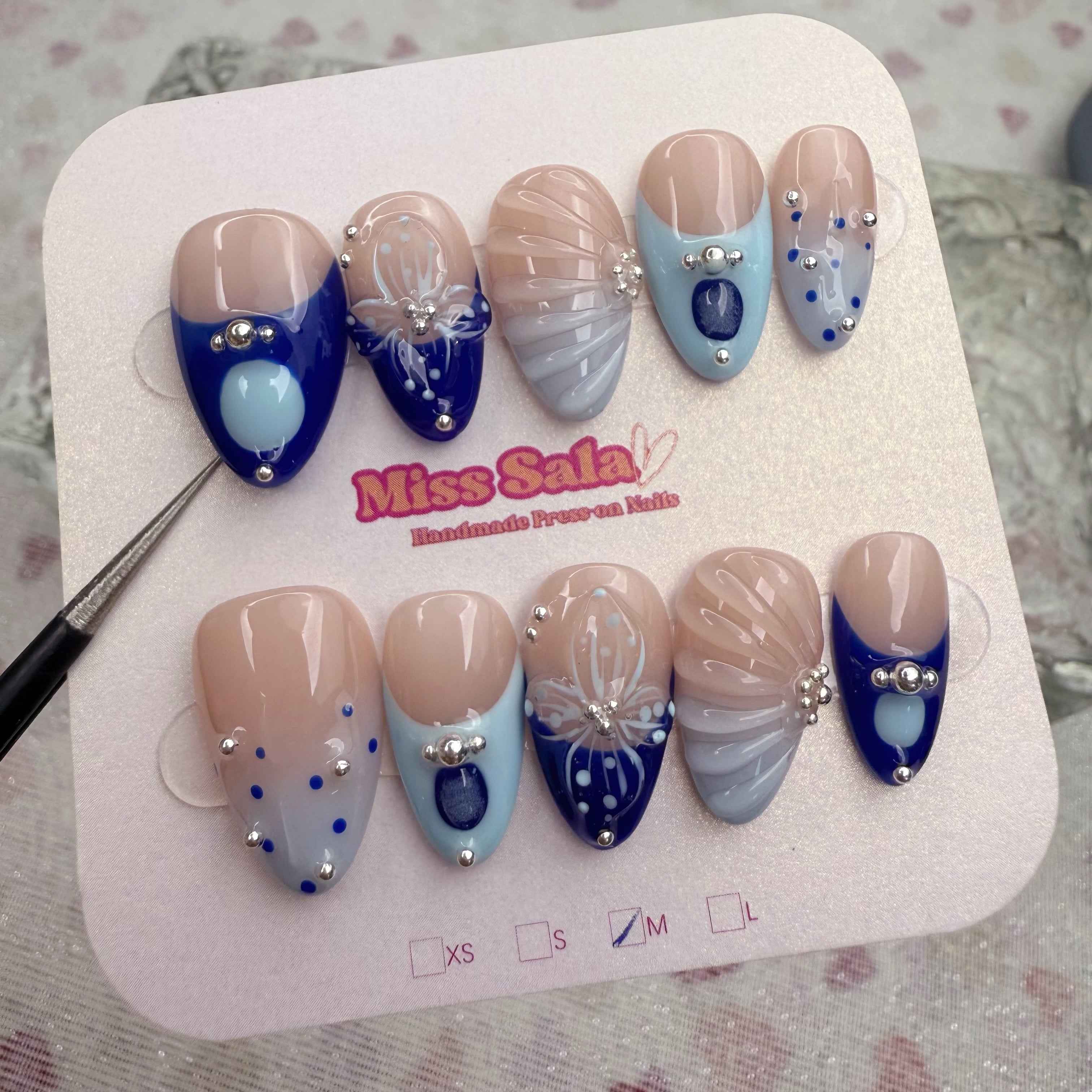 Blue Garden-Short Almond