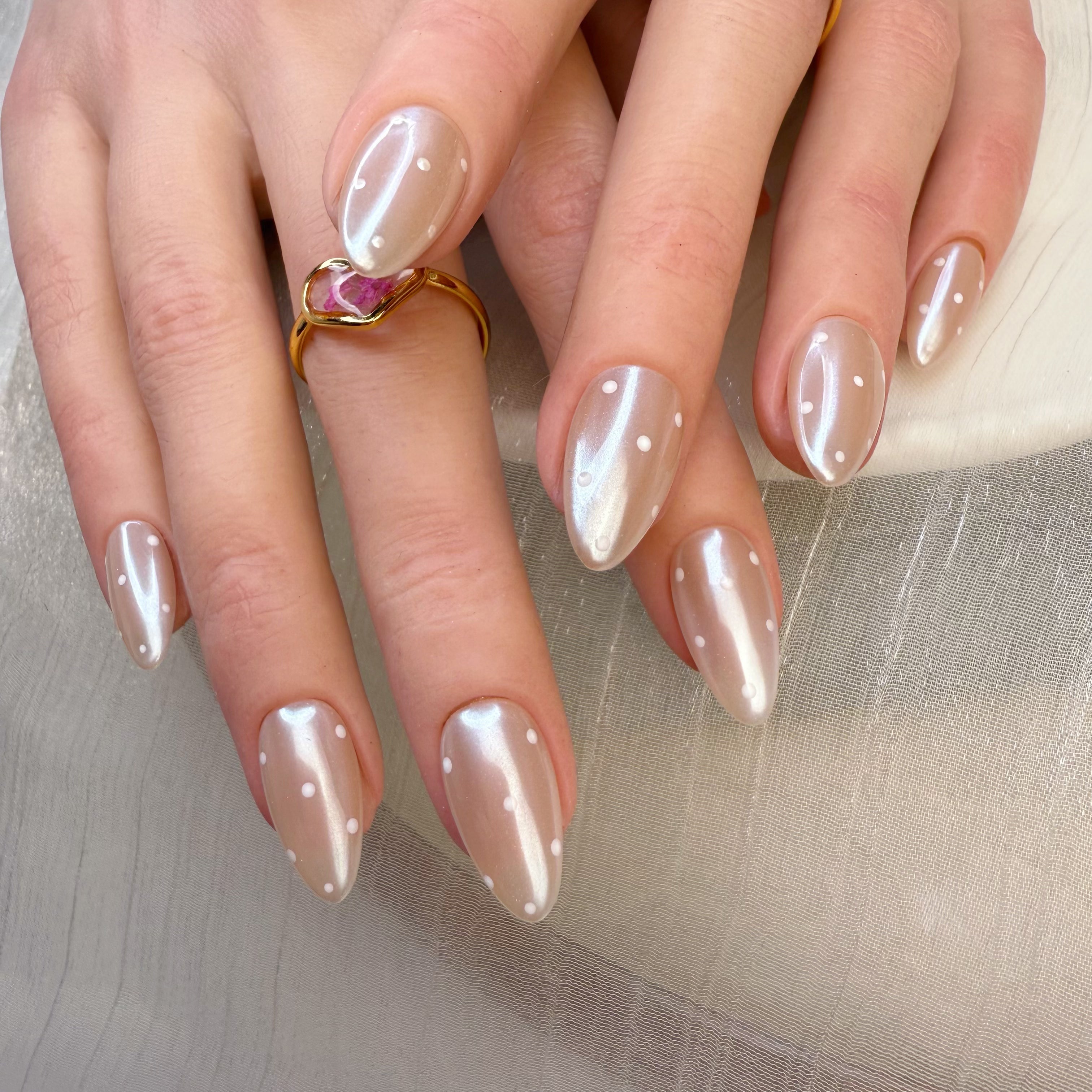 Dot chrome