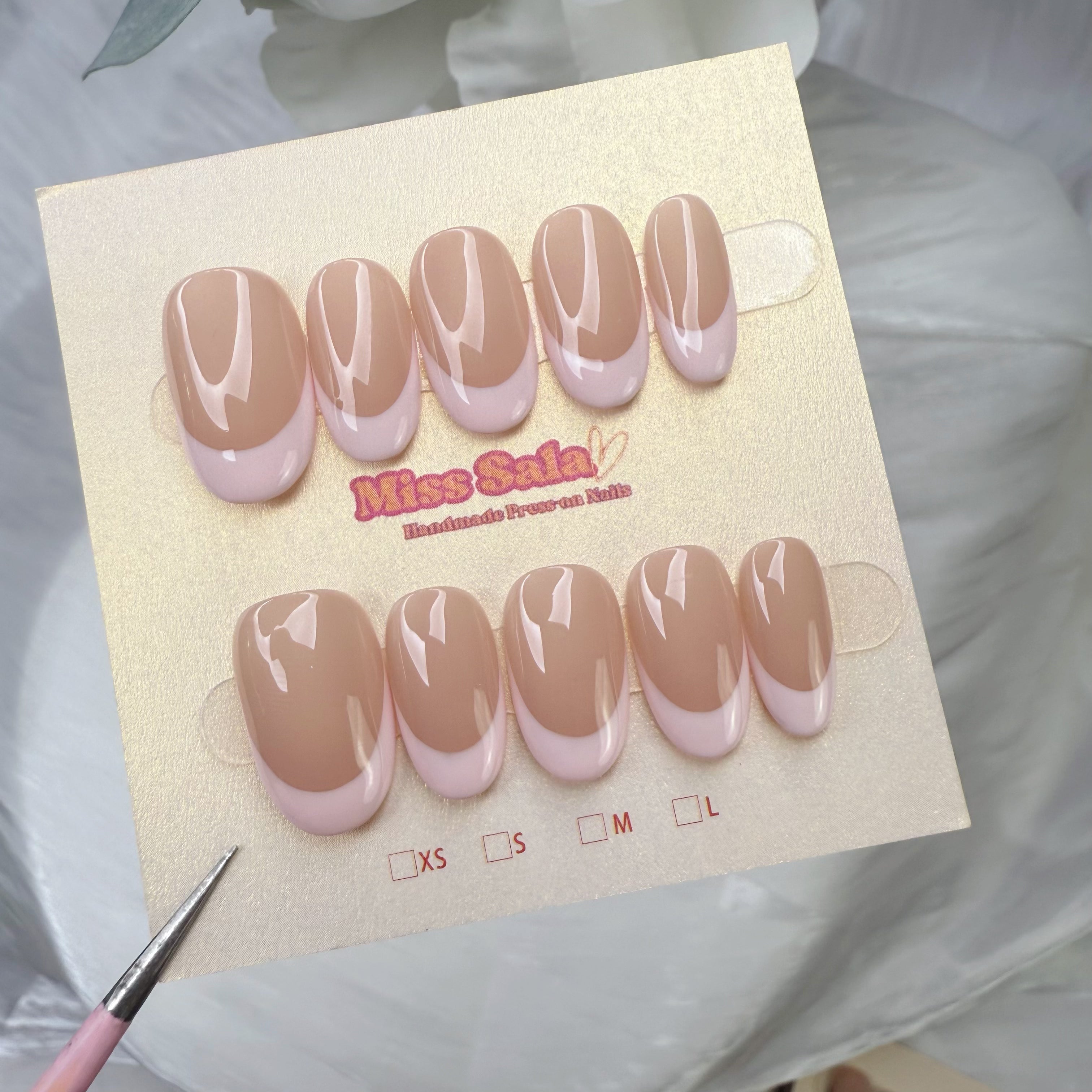 Pink French Tip (Short Round)